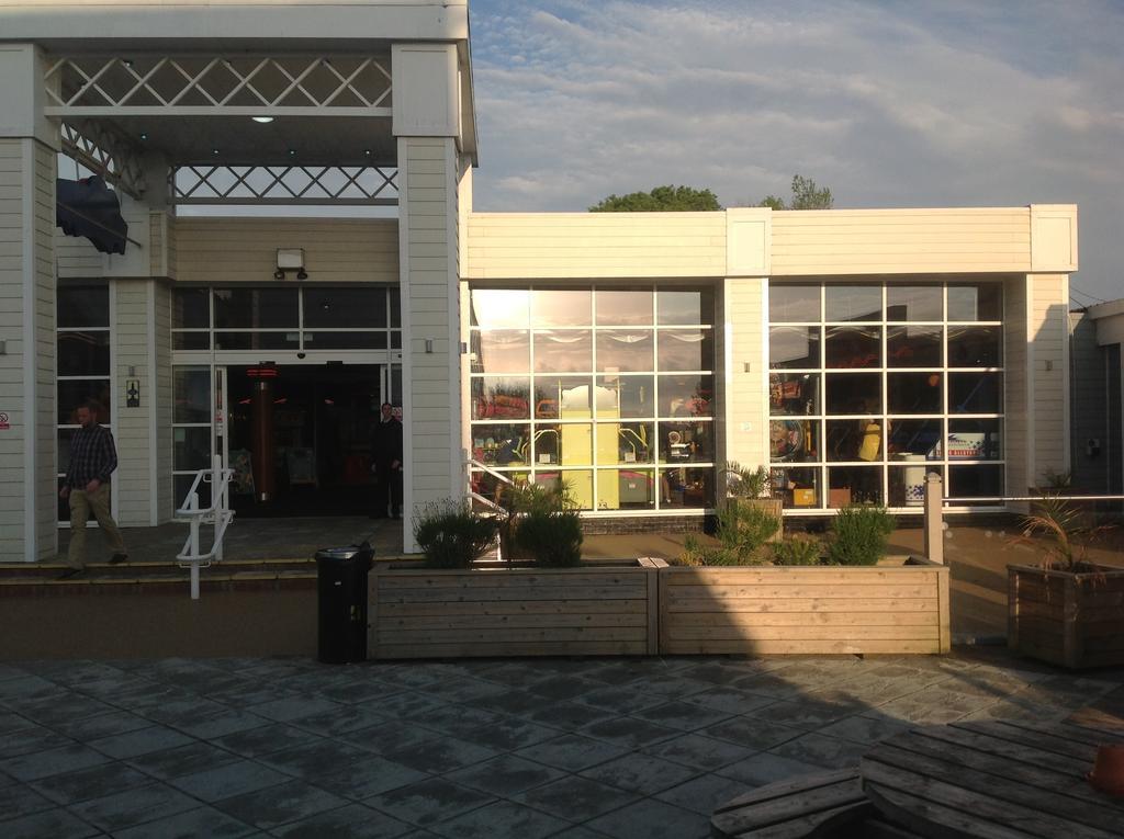 فندق Ritz Summerhouse هاستَنغ الغرفة الصورة